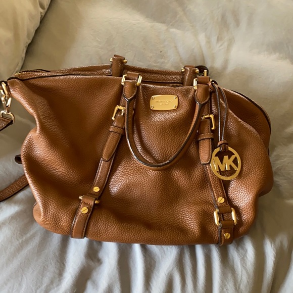 Authentic Michael Kors bag - Picture 1 of 2